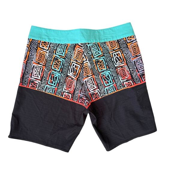 Billabong Mens 32 Boardshorts Swim Surf Fifty50 Recycled Airlite 90s Geo Print - Picture 5 of 7